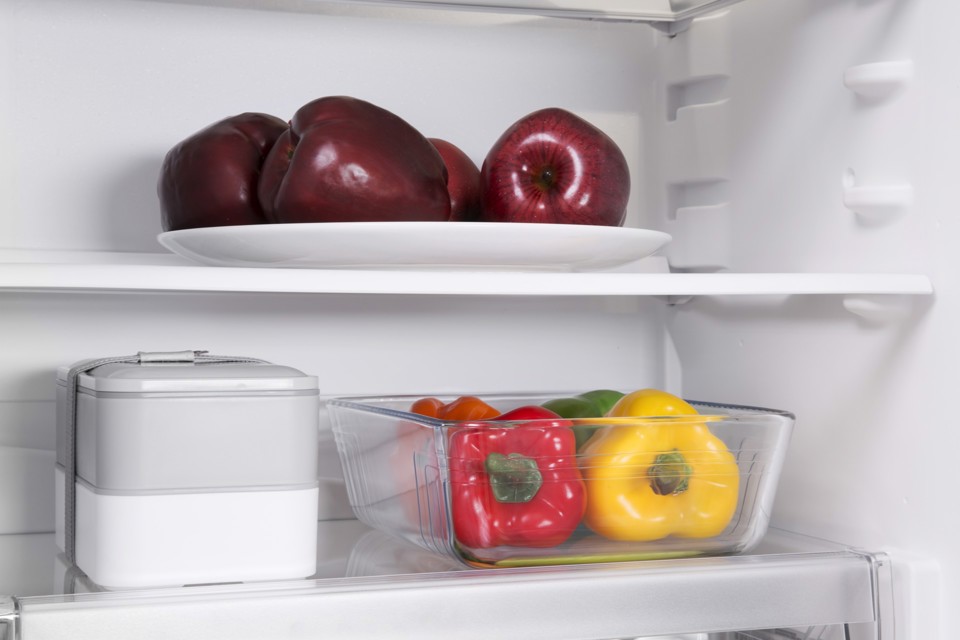 Indesit T 16 A1 D/I 2 frigorifero con congelatore Da incasso 239 L E Stainless steel