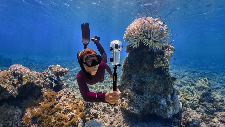Insta360 X4 fotocamera per sport d'azione 72 MP 8K Ultra HD CMOS 25,4 / 2 mm (1 / 2") Wi-Fi 203 g