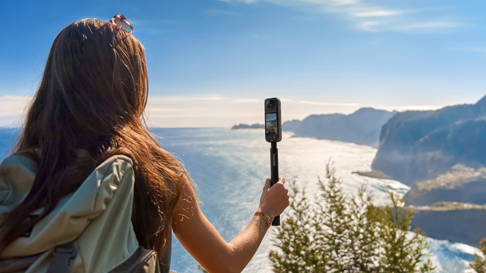 Insta360 X4 fotocamera per sport d'azione 72 MP 8K Ultra HD CMOS 25,4 / 2 mm (1 / 2") Wi-Fi 203 g