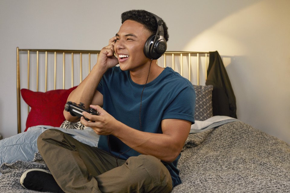 JBL Quantum 200 Cuffie Gaming Over-Ear con Filo, Nero