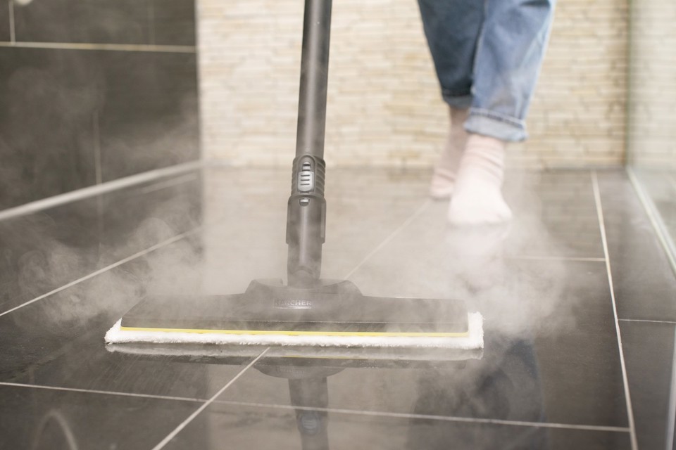 Kärcher SC 1 EasyFix Pulitore a vapore portatile 1200 W Nero, Bianco