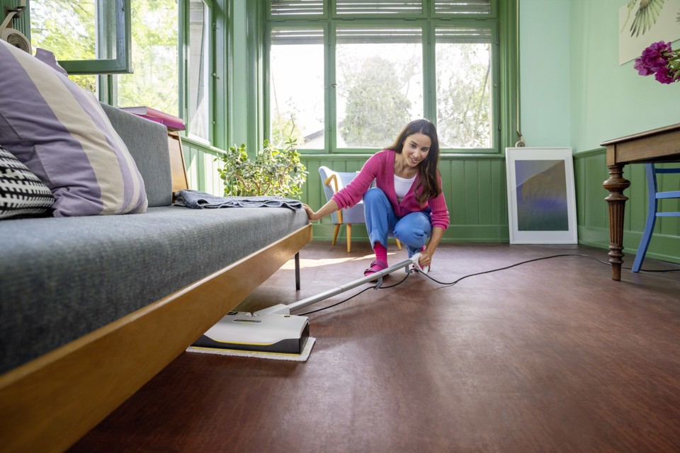 Kärcher SC 1 UPRIGHT Scopa a vapore 0,2 L 1300 W Nero, Bianco