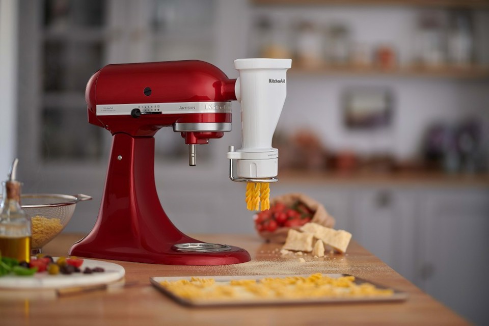KitchenAid Artisan robot da cucina 300 W 4,8 L Rosso