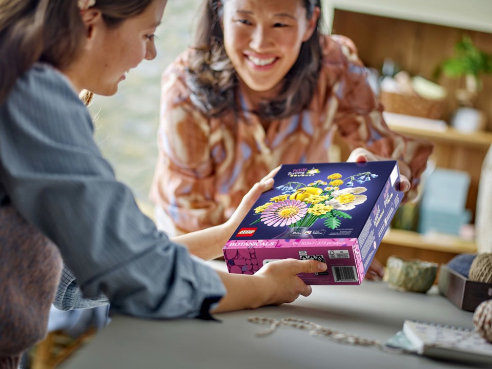 LEGO Botanicals Bouquet di fiori estivi