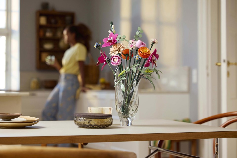 LEGO Botanicals Bouquet di fiori rosa