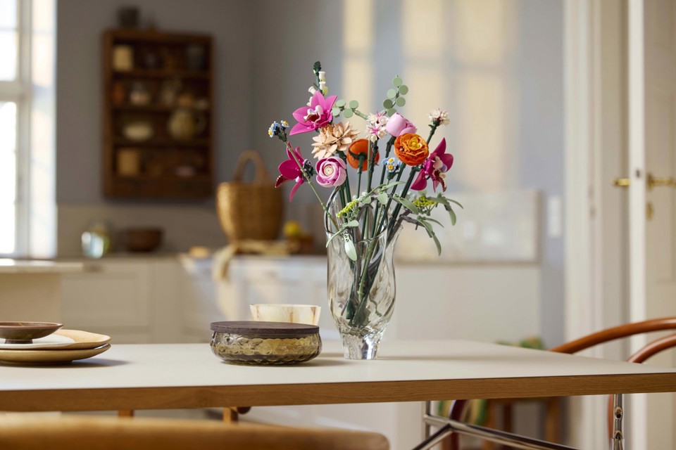 LEGO Botanicals Bouquet di fiori rosa