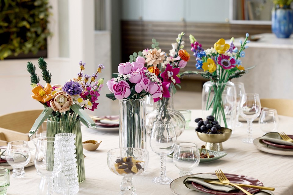 LEGO Botanicals Bouquet di rose rosa