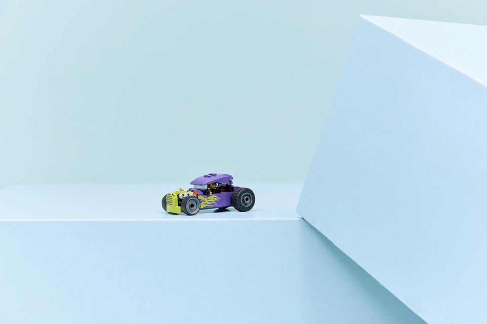 LEGO City 60485 Bolide, Macchina Giocattolo con Minifigure