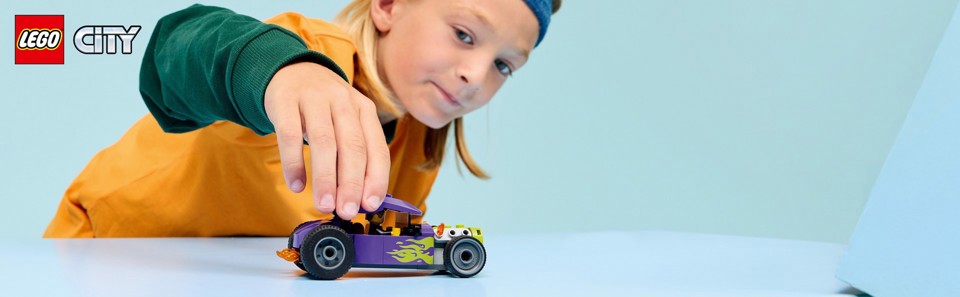 LEGO City 60485 Bolide, Macchina Giocattolo con Minifigure