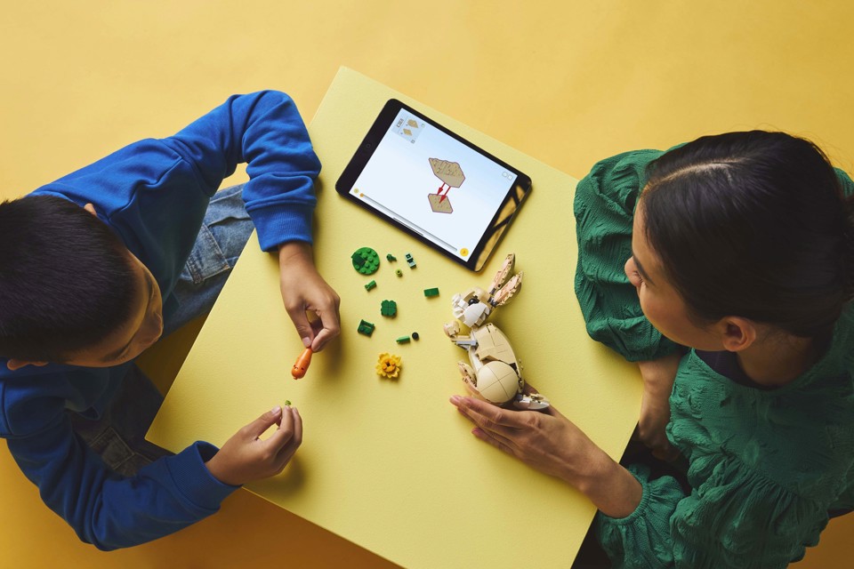 LEGO Creator 3 in 1 31162 Adorabile Coniglio Giocattolo, Si Trasforma in Lama o in Foca, Regalo per Bambini e Bambine 8+ Anni
