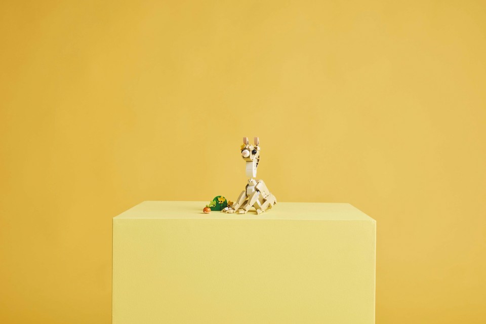 LEGO Creator 3 in 1 31162 Adorabile Coniglio Giocattolo, Si Trasforma in Lama o in Foca, Regalo per Bambini e Bambine 8+ Anni