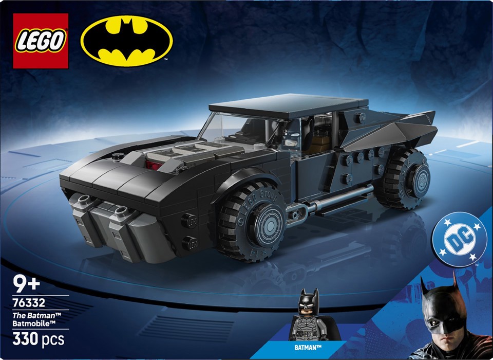 LEGO DC 76332 Batmobile di Batman, Macchina Giocattolo da Collezione con Minifigure del Supereroe e Moneta d'Oro