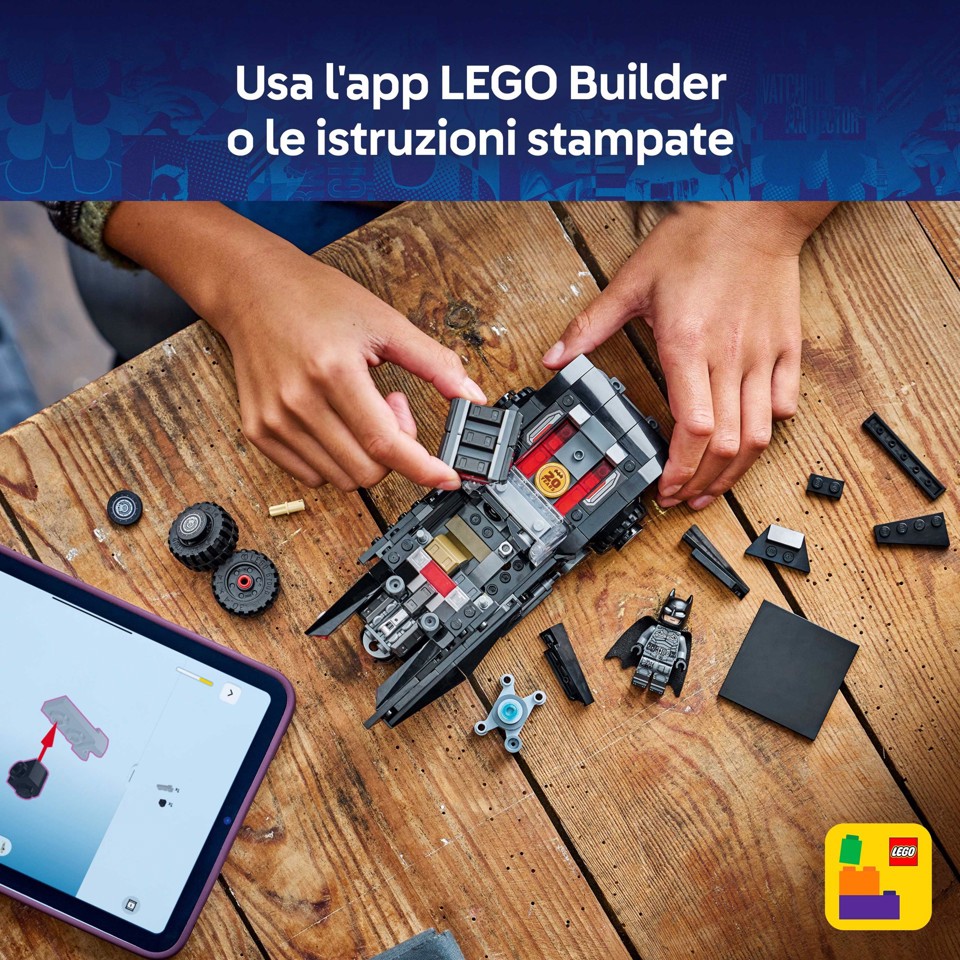 LEGO DC 76332 Batmobile di Batman, Macchina Giocattolo da Collezione con Minifigure del Supereroe e Moneta d'Oro