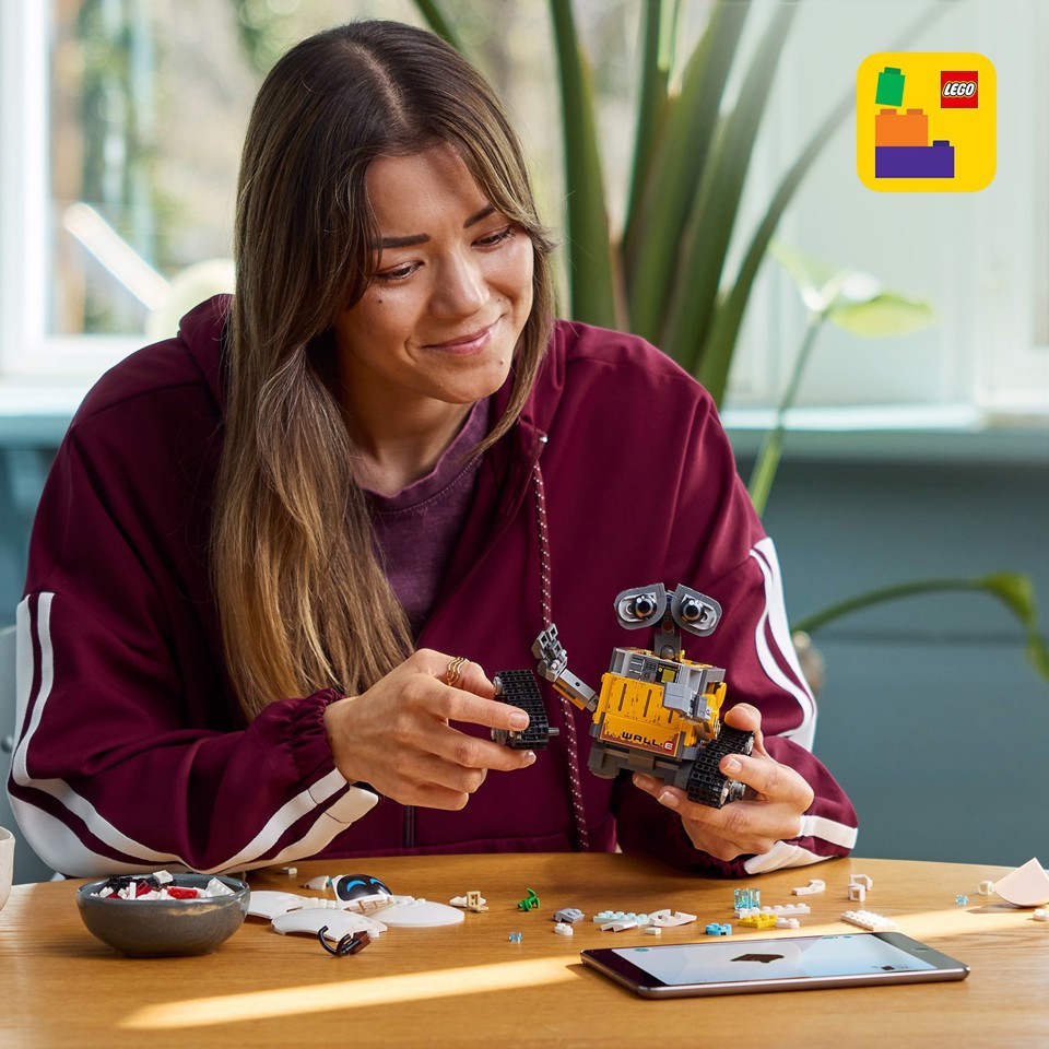 LEGO Disney | Pixar 43279 WALL-E e EVE