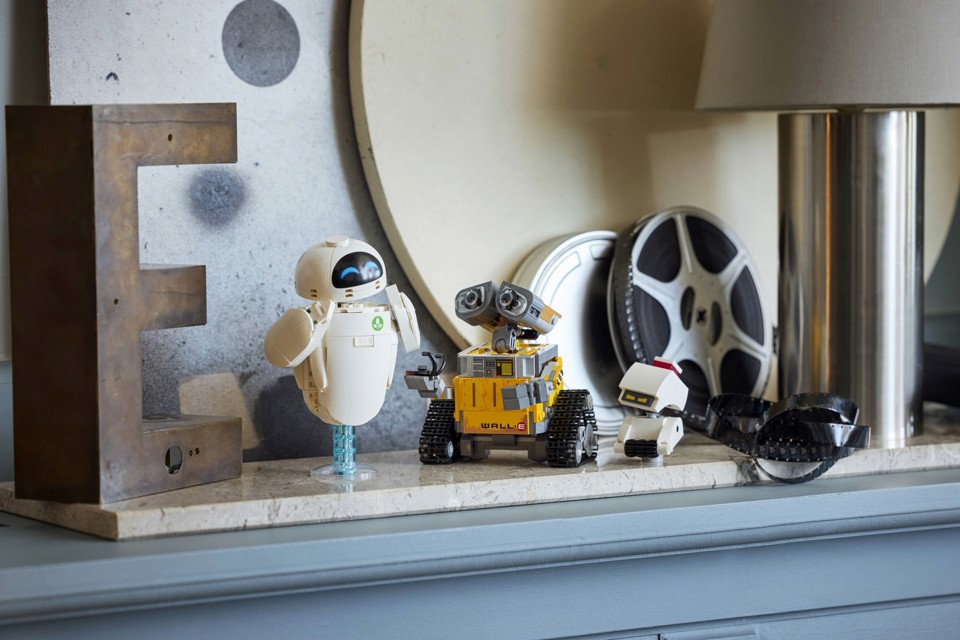 LEGO Disney | Pixar 43279 WALL-E e EVE