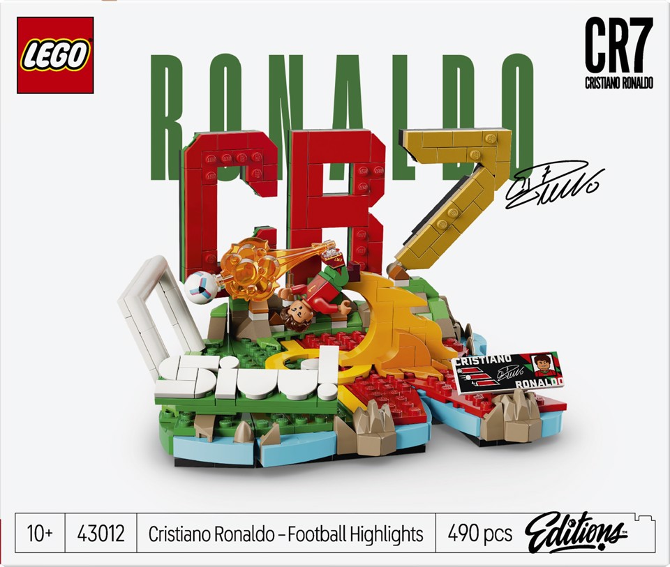 LEGO Editions 43012 Cristiano Ronaldo – Highlights Calcistici, Giocattolo 3D da Esposizione con Minifigure, Regalo 10+ Anni