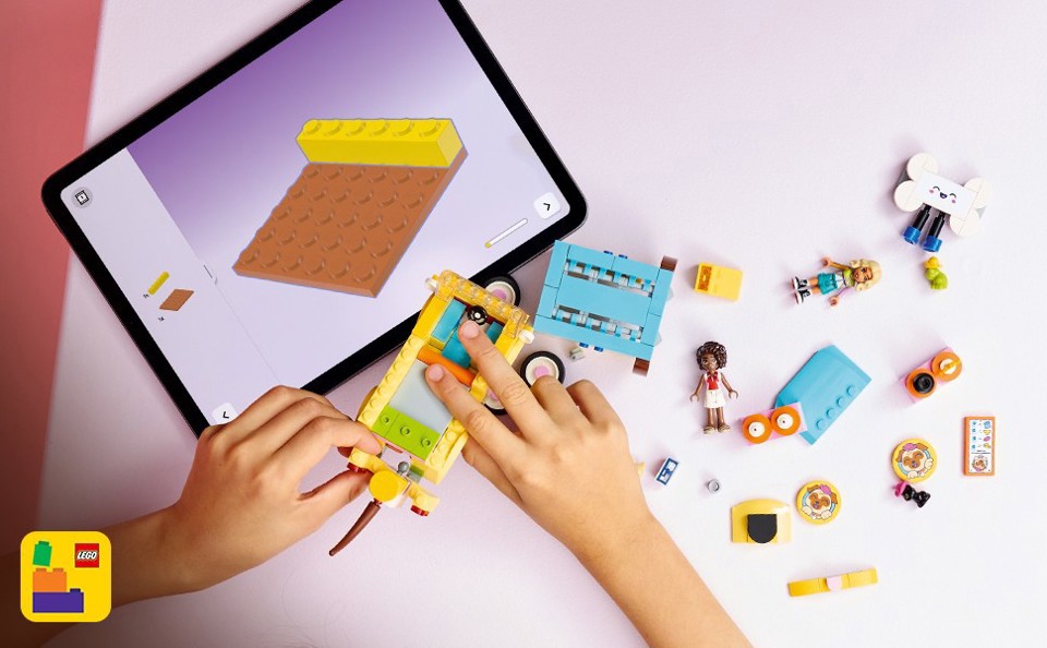 LEGO Friends 42678 Furgone di Accessori per Animali Giocattolo