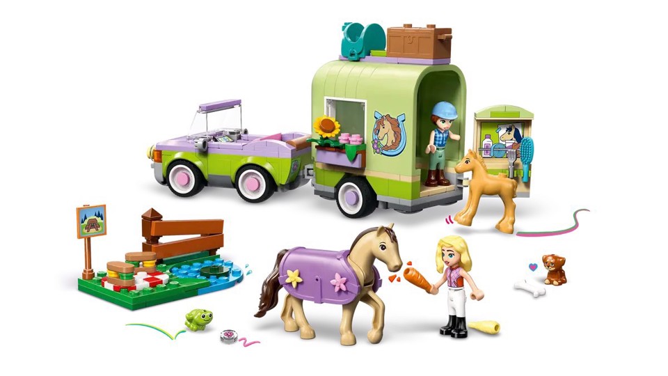 LEGO Friends 42695 Rimorchio per Cavallo e Puledro