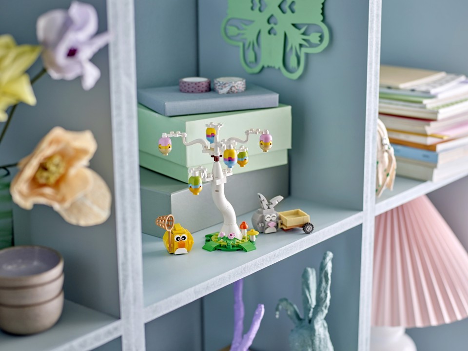 LEGO Iconic 40808 Coniglietto Pasquale e Caccia alle Uova, Giocattolo di Pasqua Coniglio e Uccellino, Regalo Bambine e Bambini 8+
