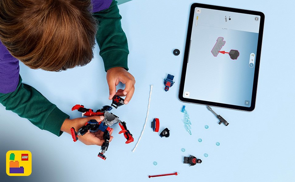 LEGO Marvel | 76337 Mech di Miles Morales vs. Spider-Man 2099
