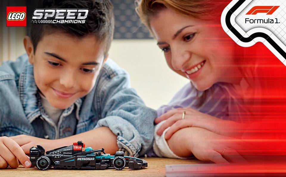 LEGO Speed Champions 77244 Auto da Corsa Mercedes-AMG PETRONAS F1 W 15