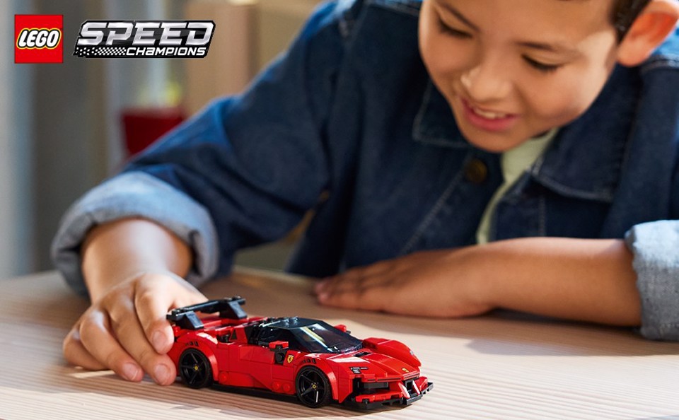 LEGO Speed Champions 77254 Ferrari SF90 XX Auto Sportiva Stradale, Macchina Giocattolo con Minifigure, Regalo per Bambini 9+