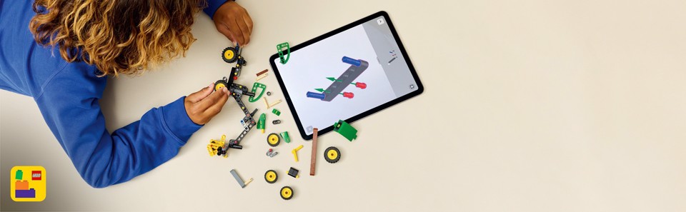 LEGO Technic 42218 Mietitrebbia Gommato John Deere 1470H, Veicolo Giocattolo da Cantiere, Braccio Rotante e Pinza, Regalo 7+