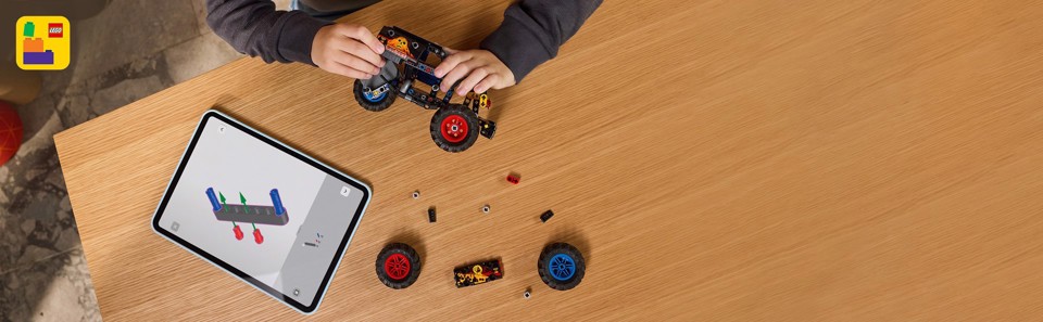 LEGO Technic 42219 Monster Jam Grave Digger Fuoco e Ghiaccio