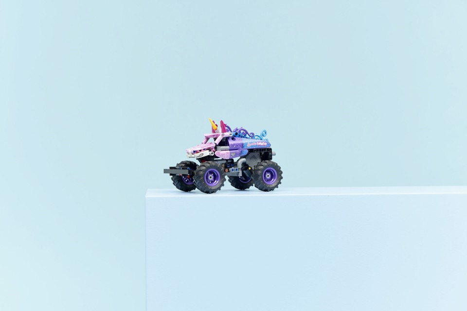 LEGO Technic 42220 Monster Jam Sparkle Smash a Retrocarica, Camion Giocattolo Pull-Back, Regalo per Bambini e Bambine da 7+