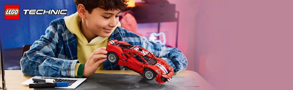LEGO Technic 42235 Auto Ferrari 488 PISTA, Macchina Giocattolo con Motore V8, Sterzo e Differenziale, Regalo per Bambini 9+