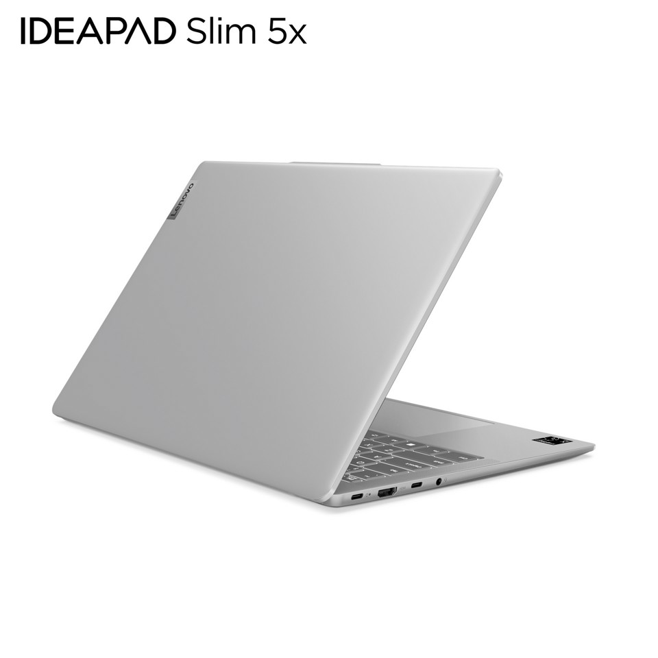Lenovo IdeaPad Notebook 5 | Display 14'' WUXGA (1920x1200) OLED | Processore QLC X1P-42-100 | Memoria RAM 16GB | Memoria SSD 512GB | Scheda grafica Integrata | Sistema Operativo Windows 11 Home | CLOUD_GREY | Alimentatore incluso