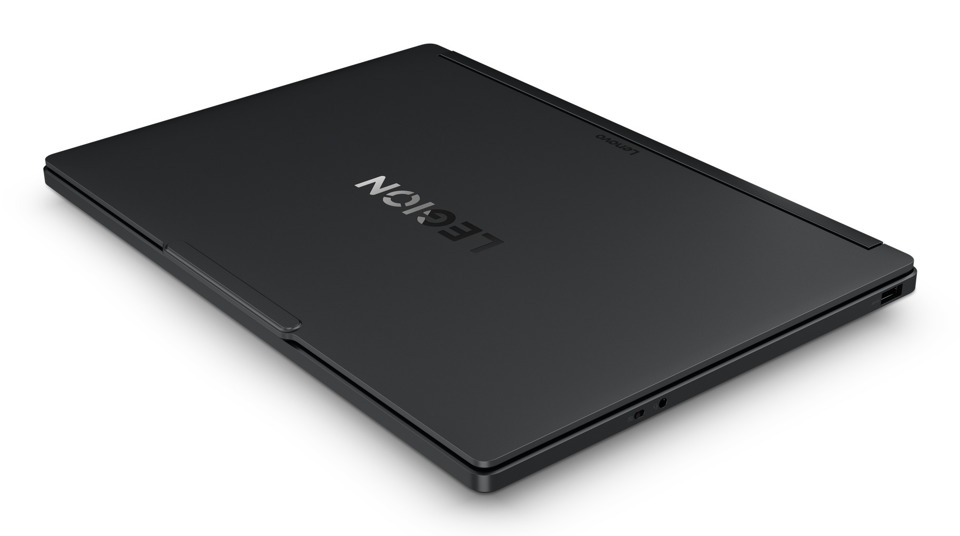 Lenovo Legion 5 15AHP11 AMD Ryzen™ 7 250 Computer portatile 38,9 cm (15.3") WQXGA 32 GB DDR5-SDRAM 1 TB SSD NVIDIA GeForce RTX 5070 Wi-Fi 6 (802.11ax) Windows 11 Home Nero Italiano