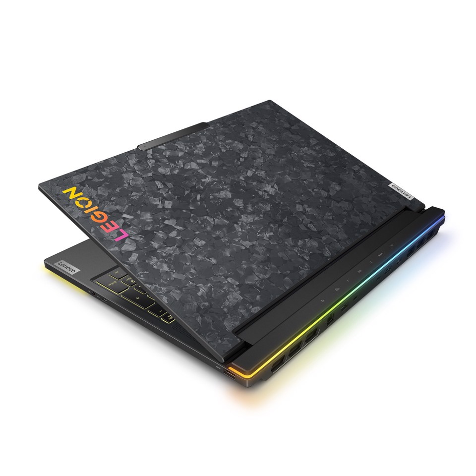 Lenovo Legion 9 18IAX10 Intel Core Ultra 9 275HX Computer portatile 45,7 cm (18") WQUXGA 64 GB DDR5-SDRAM 4 TB SSD NVIDIA GeForce RTX 5080 Wi-Fi 7 (802.11be) Windows 11 Pro Nero Italiano