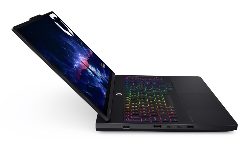 Lenovo Legion Pro 5 16IAX10 Intel Core Ultra 7 255HX Computer portatile 40,6 cm (16") WQXGA 32 GB DDR5-SDRAM 1 TB SSD NVIDIA GeForce RTX 5070 Wi-Fi 7 (802.11be) Windows 11 Home Nero Italiano