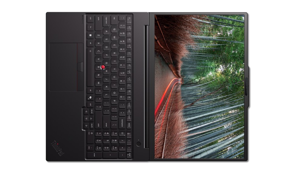 Lenovo ThinkPad P16s Gen 5 (Intel) Intel Core Ultra 7 356H Workstation mobile 40,6 cm (16") WUXGA 32 GB LPDDR5x-SDRAM 1 TB SSD NVIDIA RTX PRO 500 Blackwell Wi-Fi 7 (802.11be) Windows 11 Pro Nero Italiano