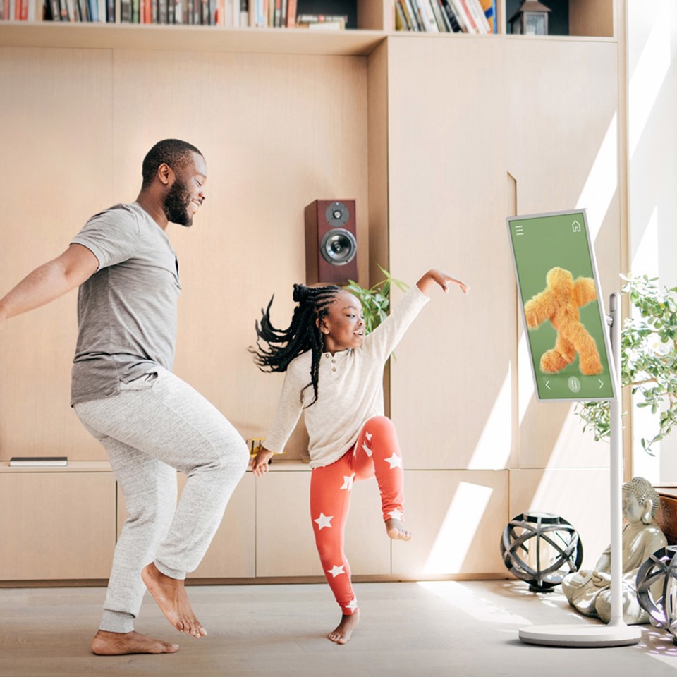 LG StanbyME 27ART10 Schermo 27'' Touchscreen, Base con ruote, Batteria, WebOS - RICONDIZIONATO GRADO A