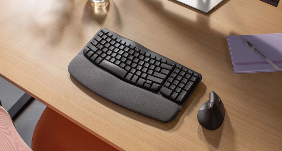 Logitech Wave Keys tastiera ergonomica Bluetooth