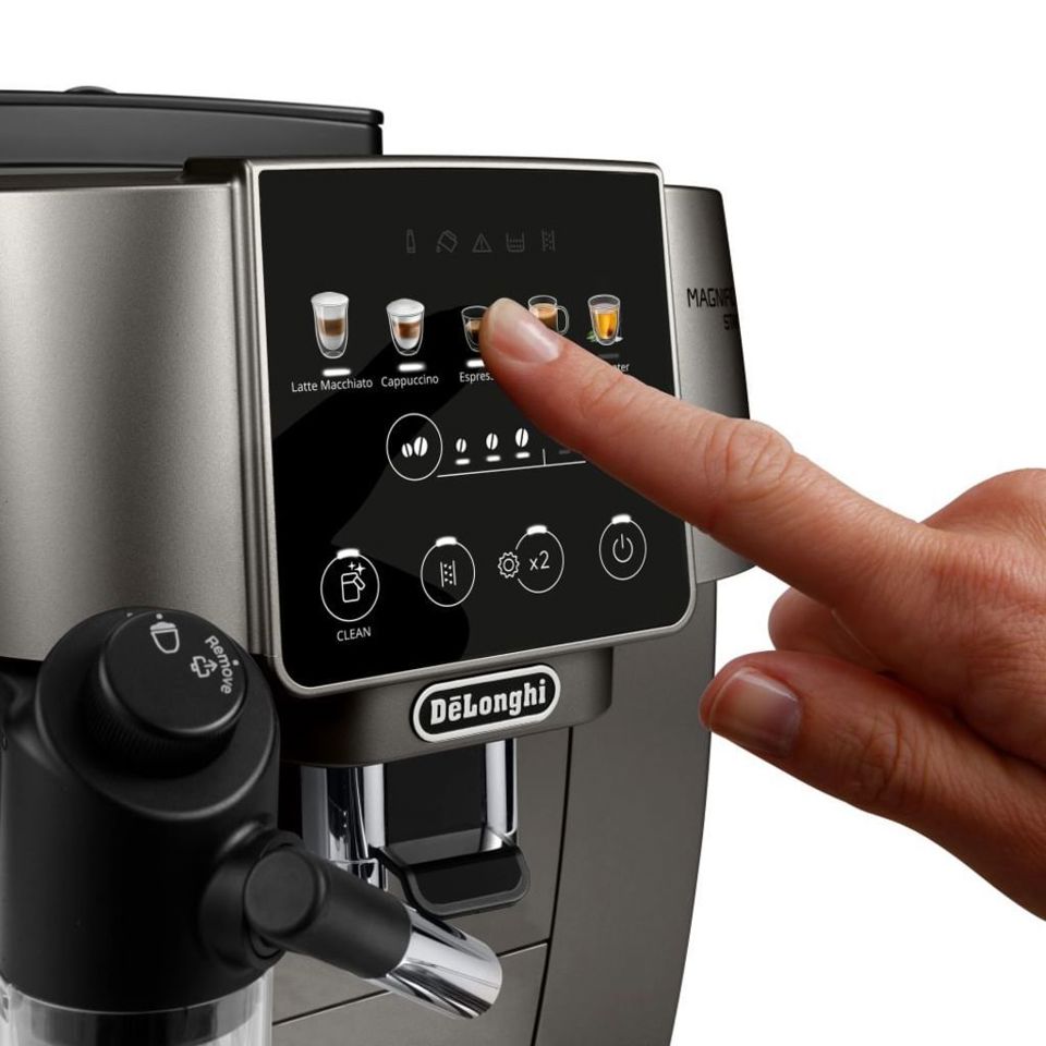 Macchina automatica per caffè in chicchi MAGNIFICA START