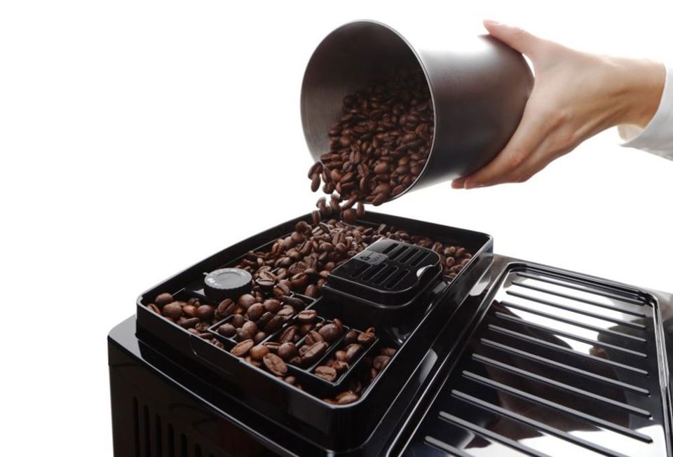 Macchina automatica per caffè in chicchi MAGNIFICA START