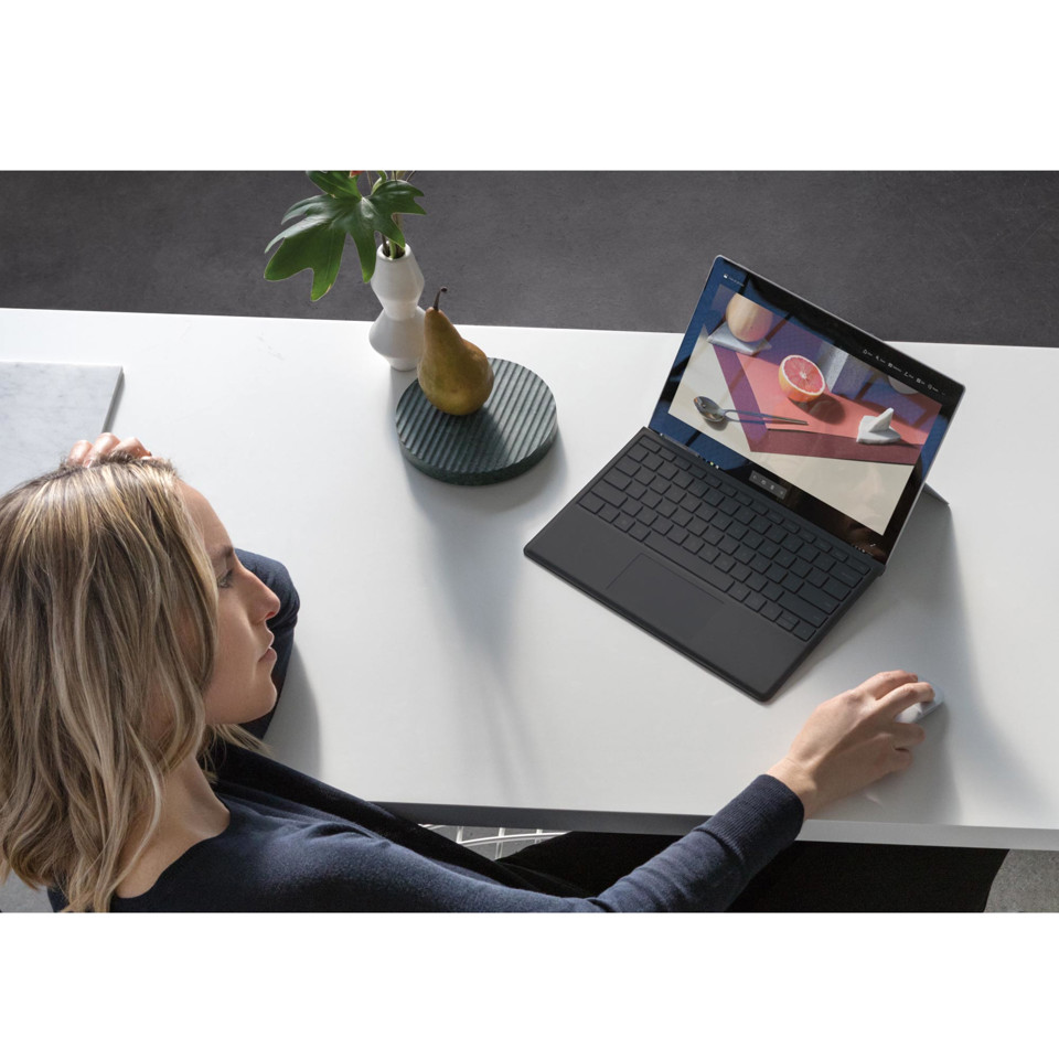 Microsoft Surface Cover con tasti Pro - EX DEMO prodotto nuovo con imballo aperto