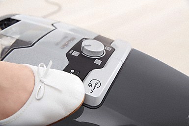 Miele 12033910 aspirapolvere a traino 2 L A cilindro Secco 890 W Senza sacchetto