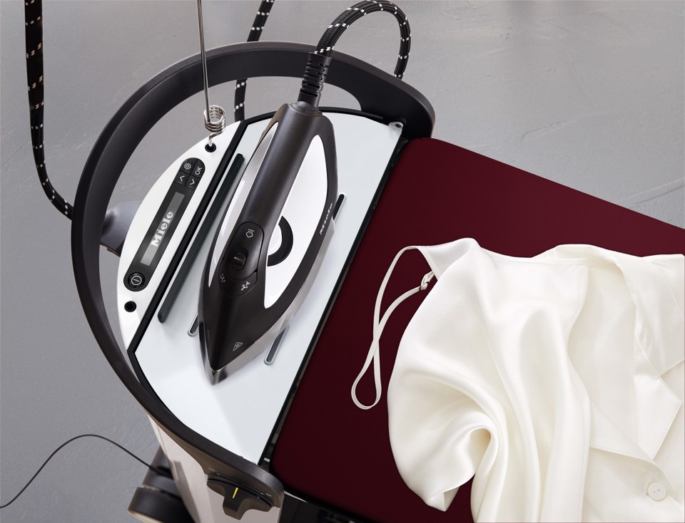 Miele B 4312 FashionMaster 1,25 L Piastra a nido d'ape Antracite, Grigio