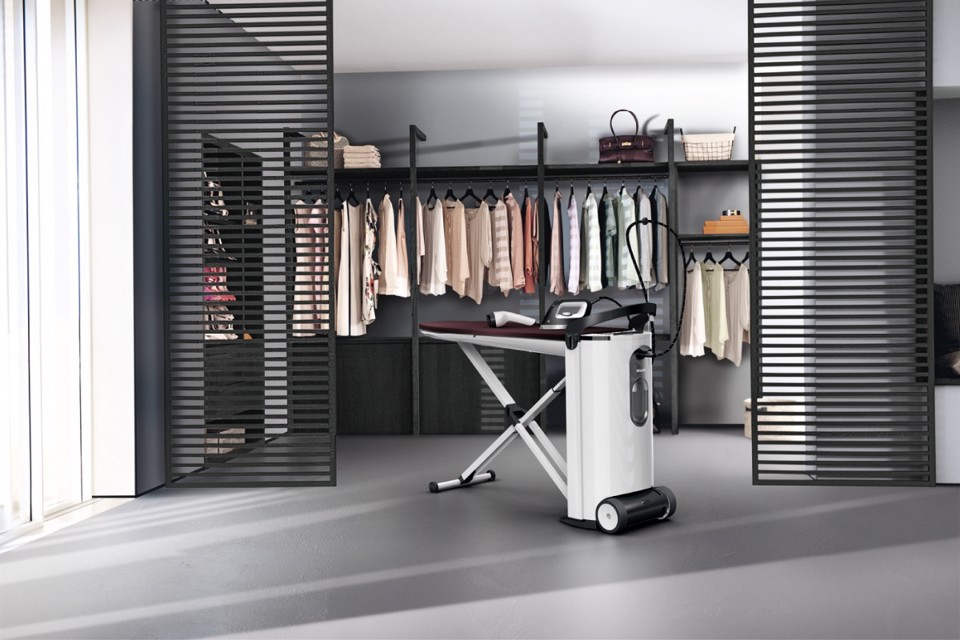 Miele B4847 FashionMaster Stazione di stiro a vapore pressurizzato 1,25 L Marrone, Bianco
