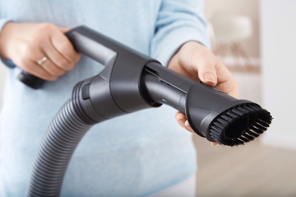 Miele Blizzard CX1 2 L A cilindro Secco 890 W Senza sacchetto