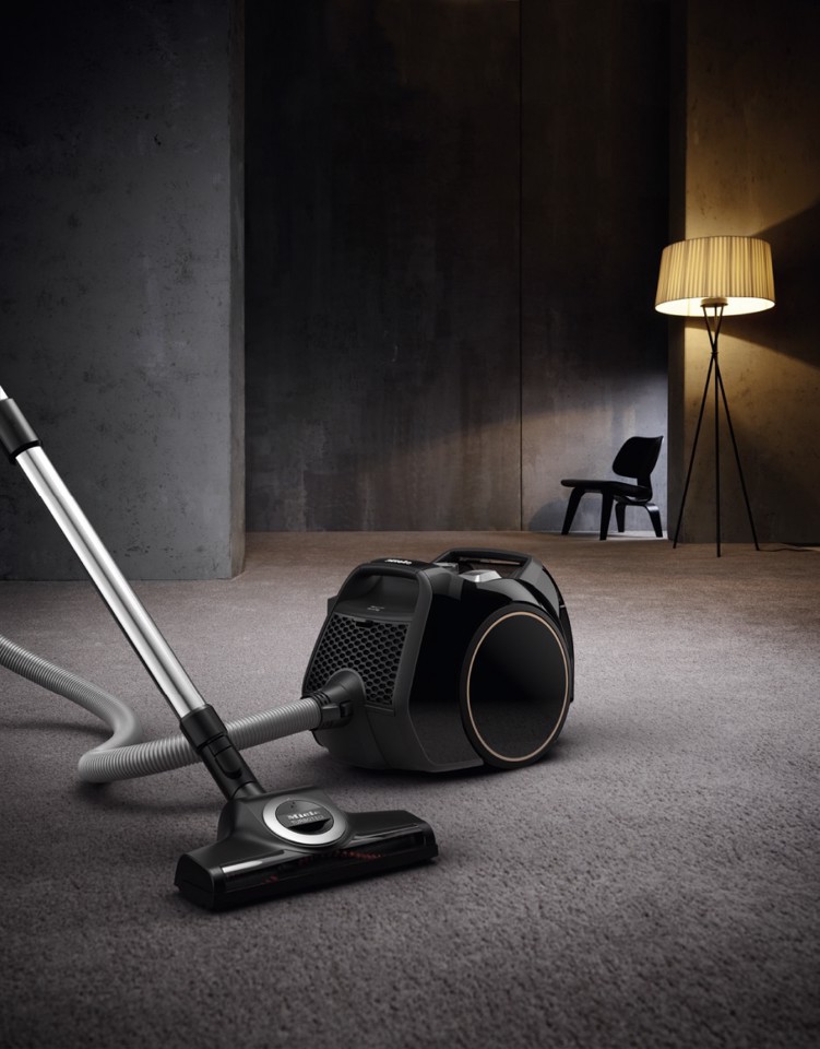 Miele Boost CX1 Cat & Dog PowerLine - NCF0 1 L A cilindro Secco 890 W Senza sacchetto