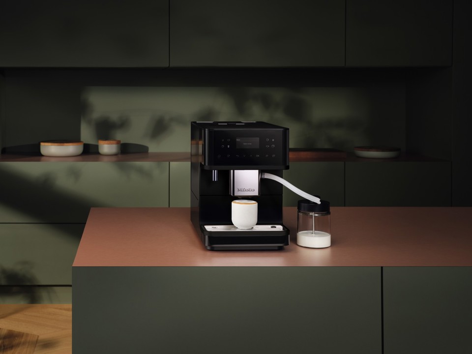 Miele CM 6160 MilkPerfection Macchina da caffè con filtro 1,8 L