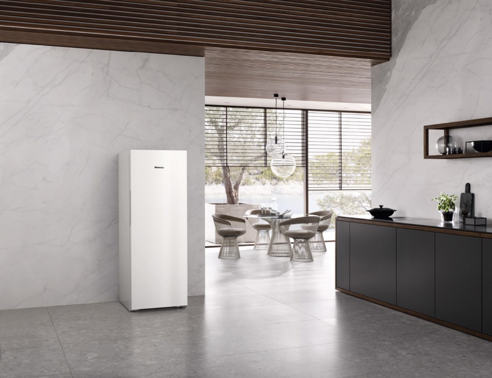 Miele FN 4342 E congelatore Congelatore verticale Libera installazione 239 L Bianco