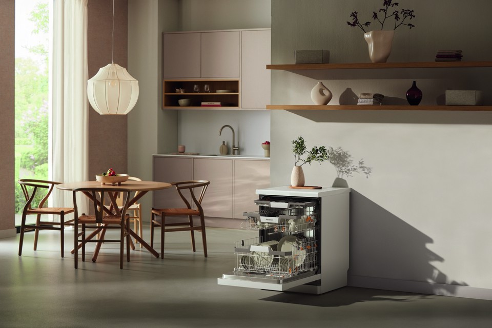 Miele G 7040 SC BRWS AutoDos Libera installazione 14 coperti