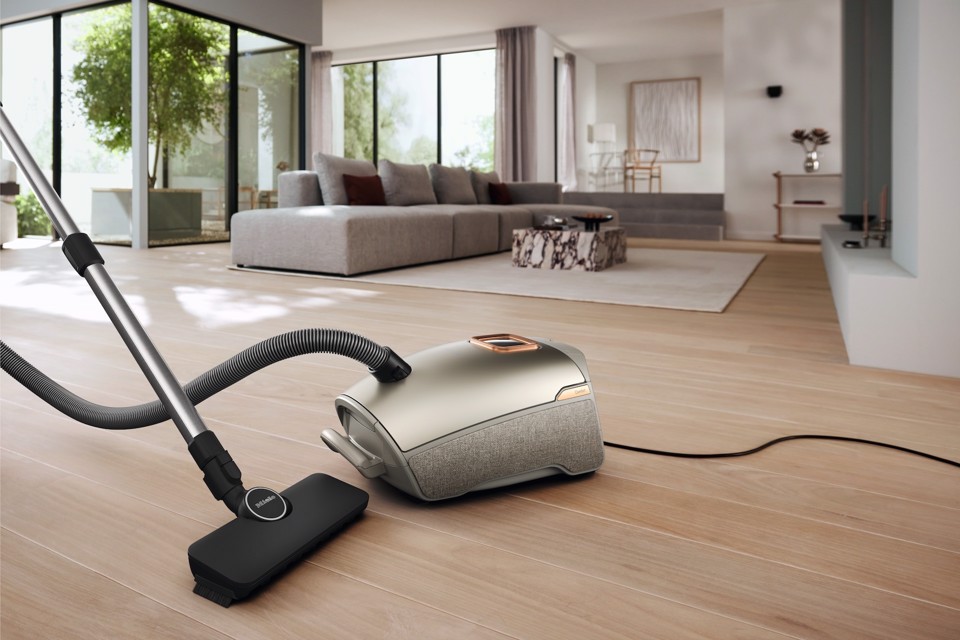 Miele Guard L1 Comfort 3,5 L A cilindro Secco 890 W Sacchetto per la polvere