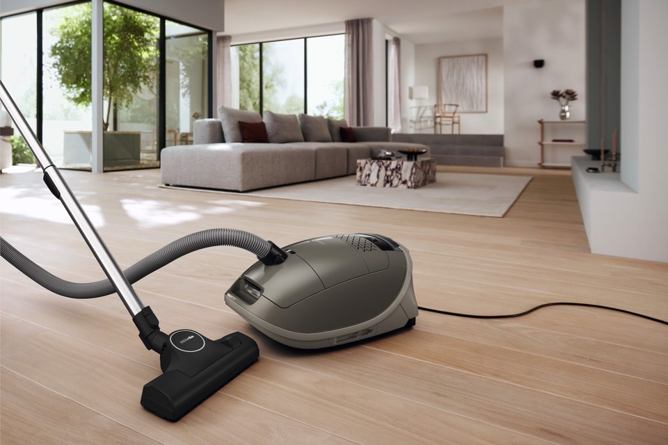 Miele Guard M1 Select 4,5 L A cilindro Secco 890 W Sacchetto per la polvere